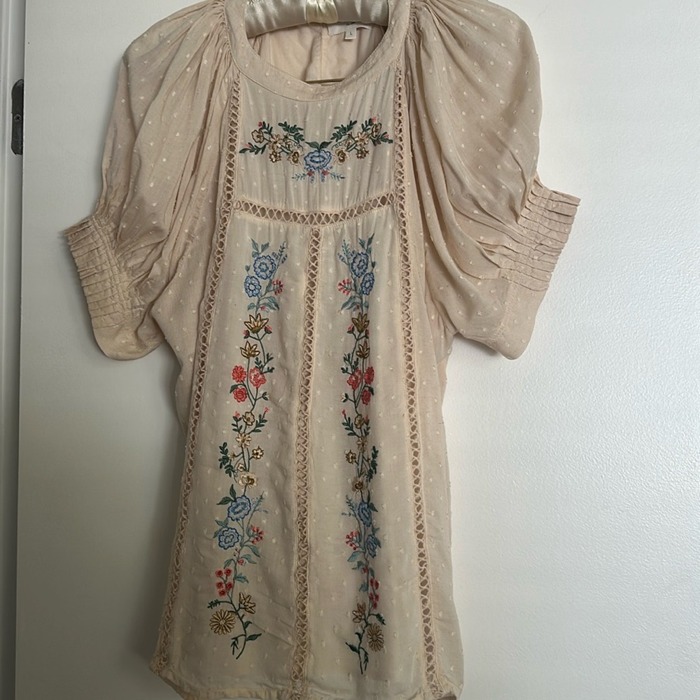 böhme Curated Collection Embroidered Top EUC